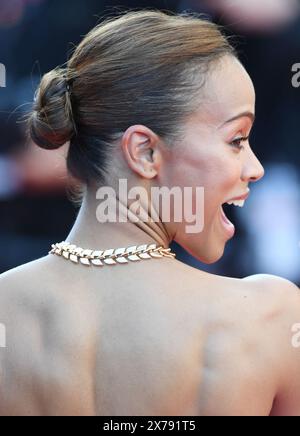 Cannes, Francia. 18 maggio 2024. L'attrice americana Zoe Saldana partecipa alla prima di Emilia Perez al 77° Festival di Cannes, in Francia, sabato 18 maggio 2024. Foto di Rune S/ credito: UPI/Alamy Live News Foto Stock