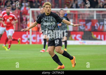 Berlino, Germania. 18 maggio 2024. Ritsu Doan (SC Freiburg, #42), 1. FC Union Berlin vs SC Freiburg, 1a Bundesliga, calcio, DFB, Bundesliga, stagione 2023/2024, alte Foersterei, 34° giorno di partita, credito: HMB Media/Alamy Live News Foto Stock
