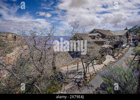 Lo storico Kolb Studio si trova ai margini del margine meridionale del Grand Canyon, Arizona, USA, il 30 aprile 2024 Foto Stock