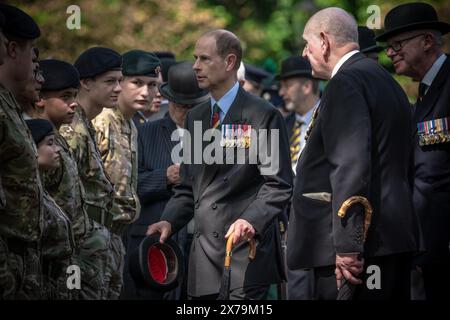 Il principe Edoardo partecipa alla Parata centenaria e al servizio della Combined Cavalry Old Comrades Association presso il Cavalry Memorial di Hyde Park. Foto Stock