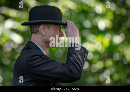 Il principe Edoardo partecipa alla Parata centenaria e al servizio della Combined Cavalry Old Comrades Association presso il Cavalry Memorial di Hyde Park. Foto Stock