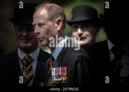 Il principe Edoardo partecipa alla Parata centenaria e al servizio della Combined Cavalry Old Comrades Association presso il Cavalry Memorial di Hyde Park. Foto Stock