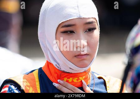 Le Americhe. 18 maggio 2024. Samantha Tan (38) con ST Racing nella BMW M4 GT3 si prepara all'inizio di gara 1 al Fanatec GT World Challenge America, Circuit of the Americas. Austin, Texas. Mario Cantu/CSM/Alamy Live News Foto Stock