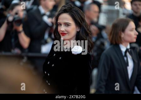 Eva Green partecipa al Red Carpet ''Emilia Perez'' al 77° Festival annuale di Cannes al Palais des Festivals di Cannes, Francia, il 18 maggio 2024 (foto di Luca Carlino/NurPhoto). Foto Stock