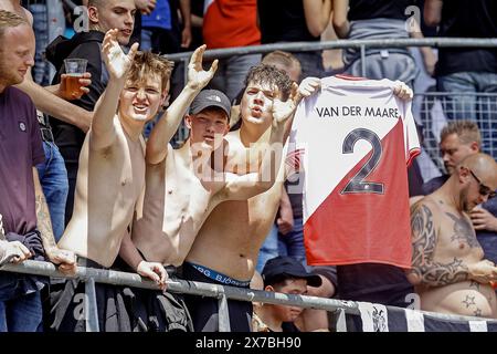 ALKMAAR - 19-05-2024, stadio AFAS. Eredivisie olandese stagione di calcio 2023 / 2024, durante la partita AZ - Utrecht. Tifosi dell'Utrecht Foto Stock