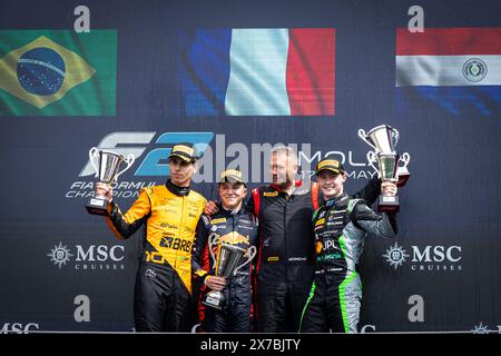 Imola, Italie. 19 maggio 2024. Podio, BORTOLETO Gabriel (bra), Invicta Racing, Dallara F2 2024, HADJAR Isack (fra), Campos Racing, Dallara F2 2024, DURKSEN Joshua (pry), PHM AIX Racing, Dallara F2 2024, ritratto durante il 4° round del Campionato FIA di Formula 2 2024 dal 17 al 19 maggio 2024 sull'autodromo Enzo e Dino Ferrari, a Imola, Italia - Photo Sebastian Rozendaal/Dutch Photo Agency/DPPI Credit: DPPI Media/Alamy Live News Foto Stock