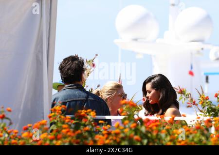 19 maggio 2024, Cannes, Costa azzurra, Francia: SELENA GOMEZ arriva per la photocall "Emilia Perez" al 77° Festival annuale di Cannes al Palais des Festivals di Cannes, Francia (Credit Image: © Mickael Chavet/ZUMA Press Wire) SOLO PER USO EDITORIALE! Non per USO commerciale! Foto Stock