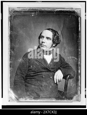 Uomo non identificato, di circa 40 anni, ritratto a mezza lunghezza, testa a tre quarti a sinistra, braccio appoggiato sul retro della sedia, con un cappotto a quadri, graffiato sul retro del piatto: 39. Scritto a matita sul retro del piatto: 39., Transfer; U.S. War College; 1920; (DLC/PP-1920:46153)., fa parte di: Daguerreotype Collection , prodotta dallo studio di Mathew Brady. Foto Stock