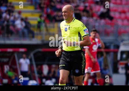 Monza, Italia. 19 maggio 2024. Michael Fabbri (arbitro) durante AC Monza vs Frosinone calcio, partita di serie A A Monza, 19 maggio 2024 Credit: Independent Photo Agency/Alamy Live News Foto Stock