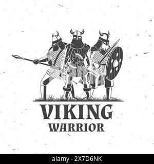 Logo Vikings Warrior, distintivo, adesivo. Illustrazione vettoriale. Per emblemi, etichette e patch. Casco vichingo monocromatico con spada da battaglia e lancia Illustrazione Vettoriale