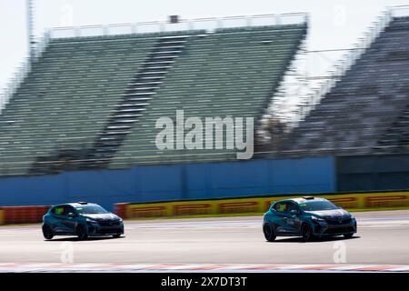 Misano Adriatico, Italie. 18 maggio 2024. 113 SCHIMPF Adrian (spa), AST Competition, Clio Cup V, azione durante il 4° round della Clio Cup Series 2024, dal 17 al 19 maggio 2024 sul Misano World Circuit Marco Simoncelli, a Misano Adriatico, Italia - Photo Damien Doumergue/DPPI Credit: DPPI Media/Alamy Live News Foto Stock