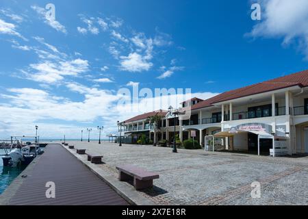 Vista del porto di Uturoa, città principale dell'isola di Raiatea, Isole della società, Polinesia francese Foto Stock