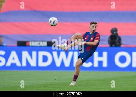 Barcellona, ESP. 19 maggio 2023. FC BARCELONA CONTRO RAYO VALLECANO. 19 maggio 2024 Fermín López (16) del FC Barcelona durante la partita tra FC Barcelona e Rayo Vallecano corrispondente alla trentasette giornata di la Liga EA Sports allo Stadio Olimpico Lluis Companys di Montjuic a Barcellona, Spagna. Crediti: Rosdemora/Alamy Live News Foto Stock