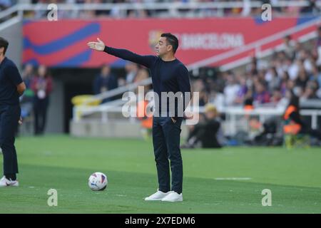 Barcellona, ESP. 19 maggio 2023. FC BARCELONA CONTRO RAYO VALLECANO. 19 maggio 2024 Xavi Hernandez allenatore del FC Barcelona durante la partita tra FC Barcelona e Rayo Vallecano, corrispondente alla trentasette giornata di la Liga EA Sports allo Stadio Olimpico Lluis Companys di Montjuic a Barcellona, Spagna. Crediti: Rosdemora/Alamy Live News Foto Stock