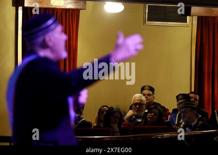 Valencia, Carabobo, Venezuela. 19 maggio 2024. 19 maggio 2024. Le autorità massoniche, presenti alla conferenza ''Cos'è la Massoneria'' durante la celebrazione della prima grande giornata massonica 'Antonio Guzman Blanco'' in onore del 200° anniversario della Gran Loggia del Venezuela, tenutasi presso il teatro municipale della città di Valencia, stato di Carabobo. Foto: Juan Carlos HernÃndez. (Credit Image: © Juan Carlos Hernandez/ZUMA Press Wire) SOLO PER USO EDITORIALE! Non per USO commerciale! Foto Stock