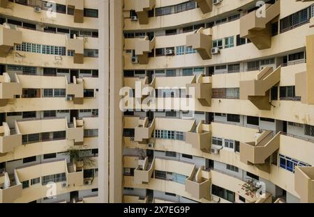 Pearl Bank Apartments a Pearl's Hill, Singapore. Progettato da Tan Cheng Siong in stile brutalista e ora demolito Foto Stock