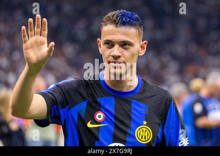 Milano, Italia - 19 maggio 2024 - Inter vs Lazio serie A - asllani kristjan f.c. internazionale ha dipinto i capelli di blu durante le celebrazioni crediti: Kines Milano/Alamy Live News Foto Stock