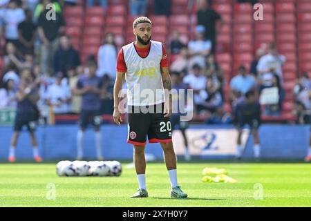 Jayden Bogle di Sheffield United si scalda in vista della partita, durante la partita di Premier League Sheffield United vs Tottenham Hotspur a Bramall Lane, Sheffield, Regno Unito, 19 maggio 2024 (foto di Cody Froggatt/News Images) a Sheffield, Regno Unito, il 19/5/2024. (Foto di Cody Froggatt/News Images/Sipa USA) Foto Stock