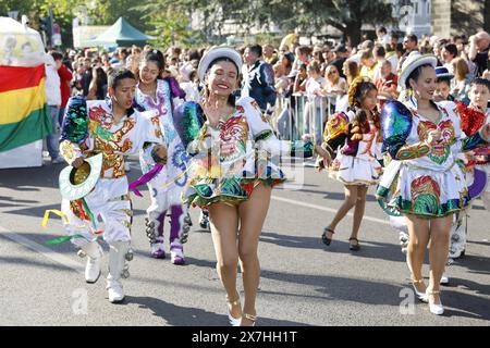 Karneval der Kulturen 2024 , am 19.05.2024 a Berlino, Straßenfest, Deutschland *** Carnevale delle Culture 2024 , il 19 05 2024 a Berlino, Street festival , Germania Foto Stock