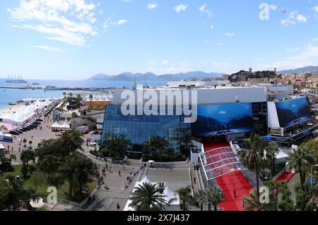 Der Palais des Festivals et des Congres de Cannes während des Festival de Cannes 2024 / 77. Internationale Filmfestspiele von Cannes. Cannes, 20.05.2024 Foto Stock