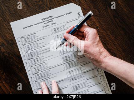 Stimmzettel, Wahlzettel zur Europawahl 2024 a Deutschland Foto Stock