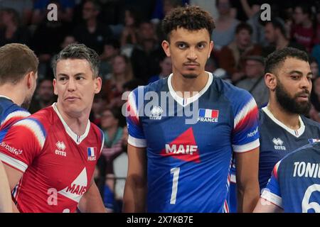 Jénia Grebennikov , Barthélémy Chinenyeze , Earvin Ngapeth di Francia durante la partita amichevole internazionale di pallavolo tra Francia e Paesi Bassi del 18 maggio 2024 alla Co'Met Arena di Orléans, Francia - foto Laurent Lairys / DPPI Foto Stock