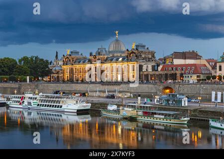Elba, piroscafo a pale, terrazza di Bruehl, Accademia di Belle Arti, Dresda, Stato libero di Sassonia, Germania Foto Stock