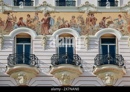 Monaco, Monaco - 14 maggio 2023: La splendida facciata dell'Hotel Hermitage di Monte Carlo Foto Stock