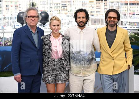 Martin Donovan, Maria Bakalova, Ali Abbasi e Sebastian Stan partecipano alla photocall "The Apprentice" durante il 77° Festival di Cannes, in Francia. Data foto: Martedì 21 maggio 2024. Foto Stock