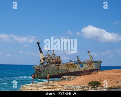 Maggio 2024, Edro III si arenò nel dicembre 2011 vicino a Pegeia, Pafos, Cipro. Foto Stock