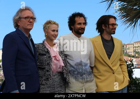 Cannes, Francia. 21 maggio 2024. Martin Donovan, Maria Bakalova, Ali Abbasi e Sebastian Stan alla call fotografica di Apprentice al 77° Festival di Cannes. Crediti: Doreen Kennedy/Alamy Live News. Foto Stock