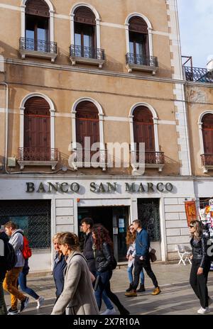 Venezia, Provincia di Venezia, regione Veneto, Italia. Filiale del Banco San Marco a Rio Tera S. Leonardo 1906. Venezia è un sito patrimonio dell'umanità dell'UNESCO. Foto Stock