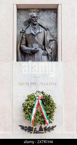 Venezia, Provincia di Venezia, regione Veneto, Italia. Monumento a Giuseppe Mazzini, 1805 - 1872. Politico italiano, giornalista e nazionalista. Venezia sì Foto Stock