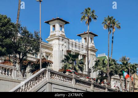 Sanremo, Italia - 25.03.2023: Facciata del famoso casinò di Sanremo Foto Stock