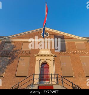 Amsterdam, Paesi Bassi - 14 maggio 2018: Ingresso all'Hermitage Museum Hart Building in Amstel Street Sunny Spring Day. Foto Stock