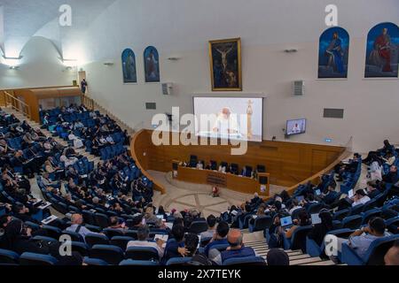 Roma, Italia. 19 maggio 2024. Italia, Roma, Vaticano, 2024/5/21.Convegno internazionale per celebrare i "100 anni dal Concilium Sinense: Tra storia e presente", in occasione del primo Concilio della Chiesa Cattolica in Cina, organizzato dalla Pontificia Università Urbaniana di Roma . Fotografia di ALESSIA GIULIANI / Catholic Press Photo Credit: Agenzia fotografica indipendente / Alamy Live News Foto Stock