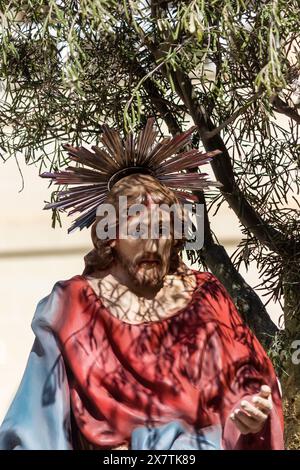 Una statua della processione del venerdì Santo 2024 Foto Stock