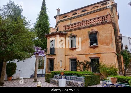 La Casa del Rey Moro o Casa del Re moresco a Ronda, Provincia di Malaga, Spagna. La casa, il museo e i giardini presentano una miniera del XIV secolo utilizzata per prelevare l'acqua dal fiume in modo sicuro durante gli assedi. Foto Stock