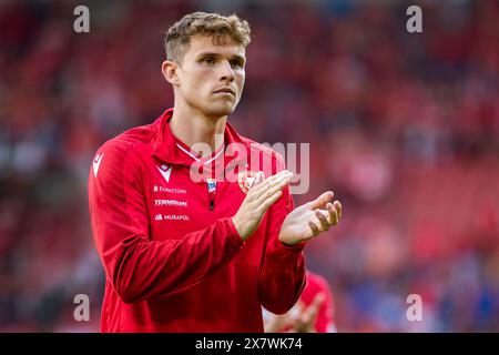 Lodz, Polonia. 19 maggio 2024. Serafin Szota di Widzew applaude durante la partita polacca di PKO Ekstraklasa League tra Widzew Lodz e Lech Poznan allo stadio municipale di Widzew Lodz. Punteggio finale; Widzew Lodz 1:1 Lech Poznan. (Foto di Mikolaj Barbanell/SOPA Images/Sipa USA) credito: SIPA USA/Alamy Live News Foto Stock