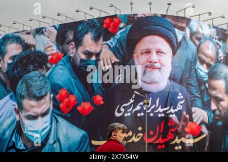 Teheran piange la morte di Seyyed Ebrahim Raisi dopo la morte del presidente e della sua squadra di accompagnamento, domani mercoledì 22 maggio Teheran è pronta a tenere il grande funerale del corpo del presidente. Teheran Copyright: XMohsen Rezaeix  MG 3818 Foto Stock