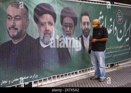 Teheran piange la morte di Seyyed Ebrahim Raisi dopo la morte del presidente e della sua squadra di accompagnamento, domani mercoledì 22 maggio Teheran è pronta a tenere il grande funerale del corpo del presidente. Teheran Iran Copyright: XMohsen Rezaeix  MG 3866 Foto Stock