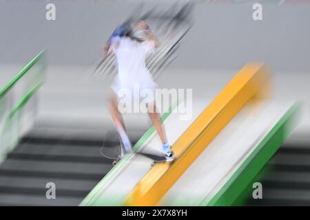 Ambience shot, Ginwoo Onodera (JPN), 19 MAGGIO 2024 - Skateboarding: Serie di qualificazione olimpica OQS per la finale di parigi 2024 Men's Street presso Huangpu River Side a Shanghai, Cina. (Foto di MATSUO. K/AFLO SPORT) Foto Stock