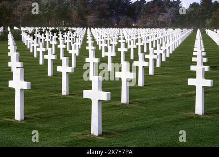 - Normandia, siti di sbarco alleato del giugno 1944, cimitero militare americano di Colleville S. Mer - Normandia, i luoghi degli sbarchi alleati del giugno 1944, cimitero militare USA di Colleville S.. Mer Foto Stock