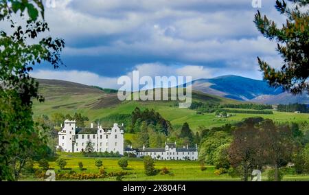 Castello baronale scozzese Blair Atholl nel Perthshire, Scozia. Foto Stock