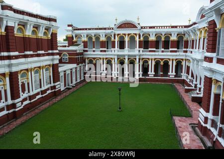 Palazzo Cooch Behar, Rajbari, Maharaja Nripendra Narayan, dinastia Koch., stile architettonico classico rinascimento occidentale/italiano, Cooch Behar, WE Foto Stock