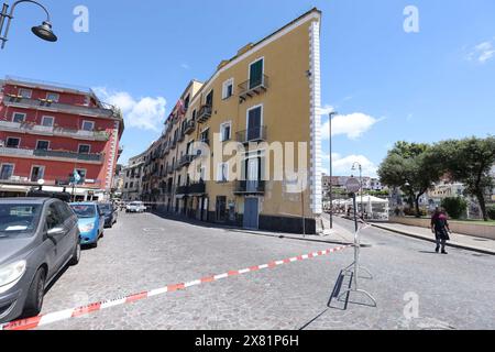 Napoli Pozzuoli, Italia. 22 maggio 2024. Pozzuoli (Napoli) - bradicardia nei campi Flegrei. Danni causati da terremoti agli edifici solo uso editoriale credito: Agenzia fotografica indipendente/Alamy Live News Foto Stock