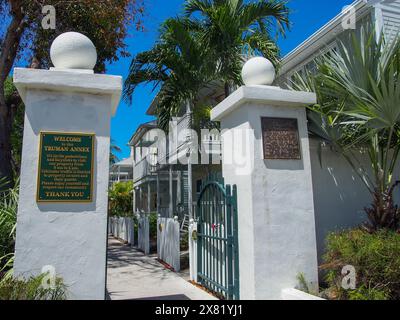 Ingresso al Truman Annex a Key West, Florida, USA, 17 aprile 2024 Foto Stock