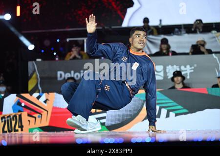 Shanghai, Cina. Credito: MATSUO. 19 maggio 2024. Lee (NED) Breaking: Serie di qualificazioni olimpiche OQS per paris 2024 B-Boys Final a Huangpu River Side a Shanghai, Cina. Crediti: MATSUO . K/AFLO SPORT/Alamy Live News Foto Stock