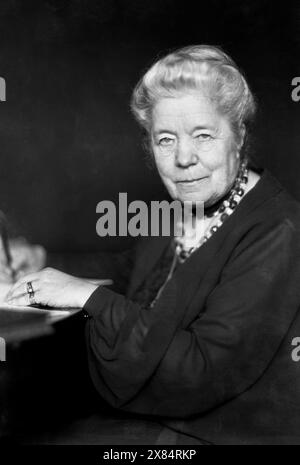 Ritratto della scrittrice Selma Lagerlöf. Anno: 1925-1940 (personalmente penso che questa sia la metà degli anni '1930 a giudicare dal suo aspetto). Fotografo: Jan de Meyere. Foto Stock