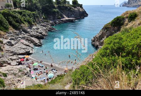 Nerano - Baia piccola di Ieranto dal sentiero Foto Stock